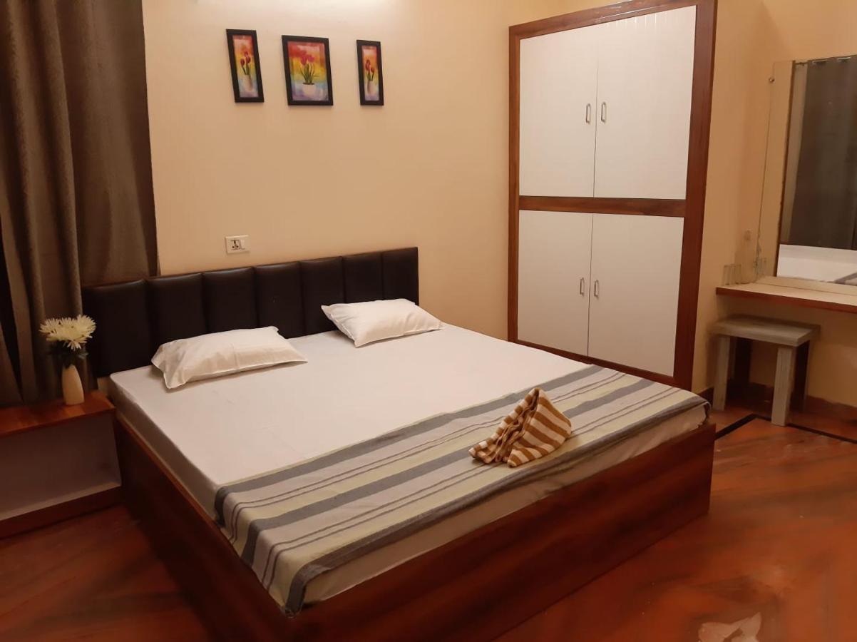 Paarijaat Homestay & Guesthouse Ayodhya Exterior foto