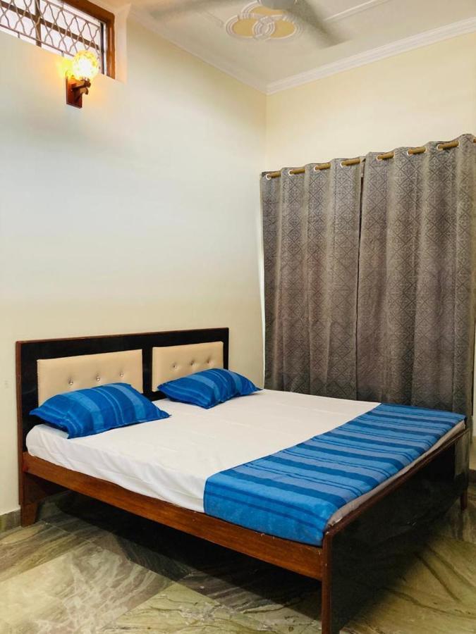 Paarijaat Homestay & Guesthouse Ayodhya Exterior foto